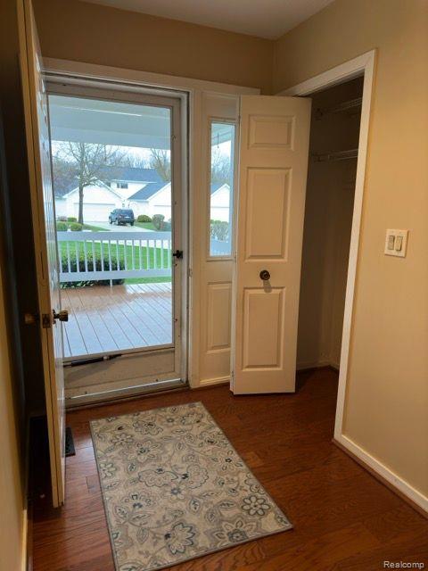 105 QUIET CREEK Circle, Chelsea, MI 48118 — Photo 28