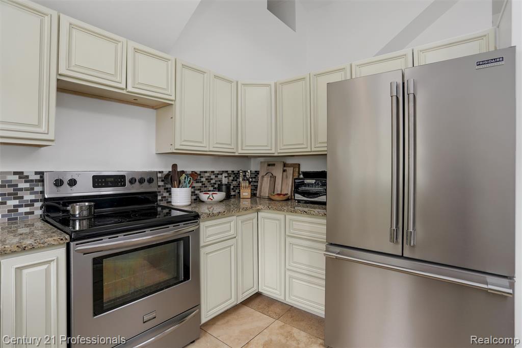 11300 Andersonville Road, Davisburg, MI 48350 — Photo 11