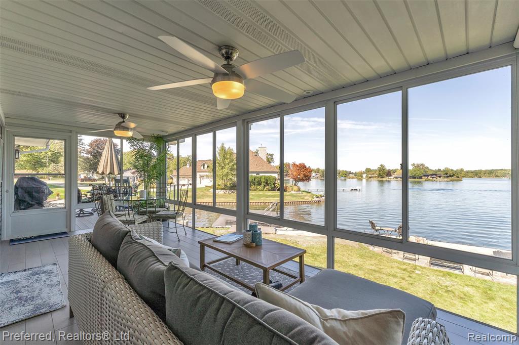 7660 Maceday Lake Road, Waterford, MI 48329 — Photo 19