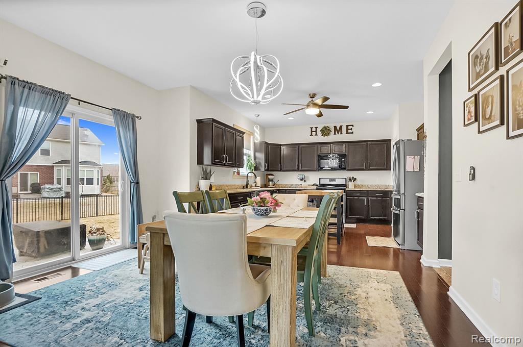 48115 STAPLETON Avenue, Macomb, MI 48042 — Photo 10