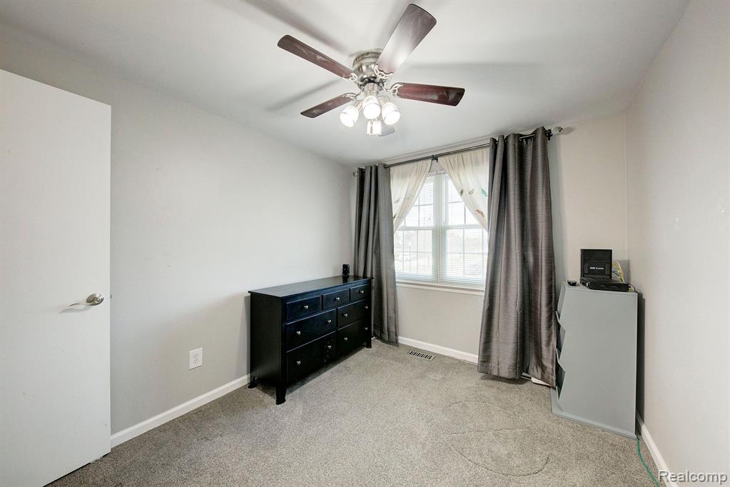 19341 ANDOVER CT, Northville, MI 48167 — Photo 30