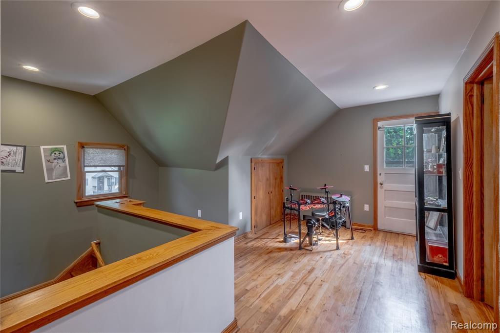 5384 Silverton Drive, Grand Blanc, MI 48439 — Photo 15