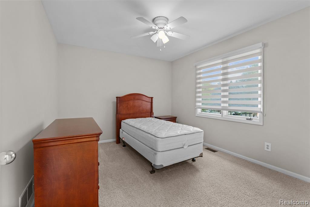 1615 Redbud Drive, Troy, MI 48098 — Photo 38