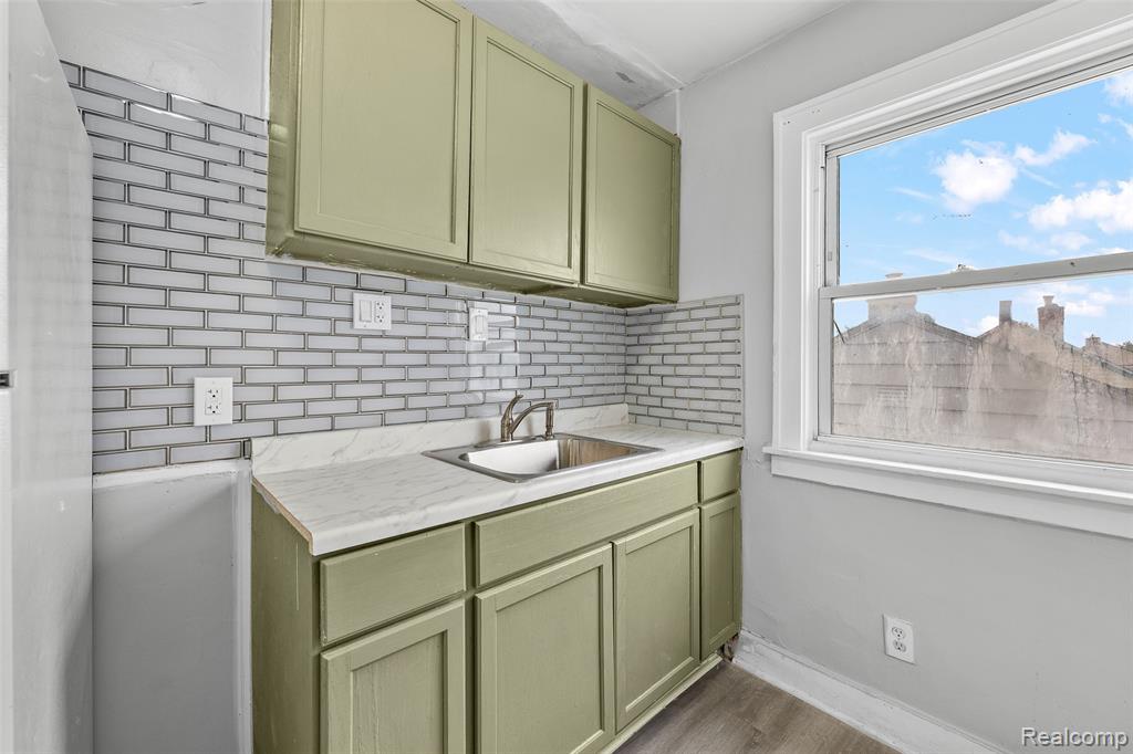 6406 Payne Avenue, Dearborn, MI 48126 — Photo 24