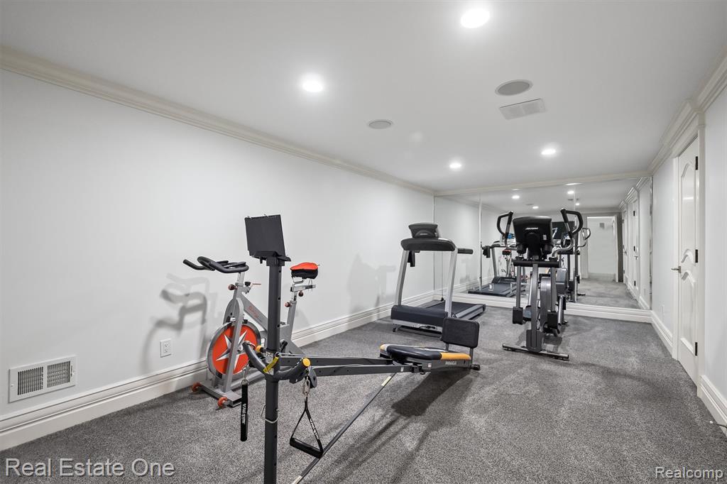 1343 Orchard Ridge Road, Bloomfield Hills, MI 48304 — Photo 39