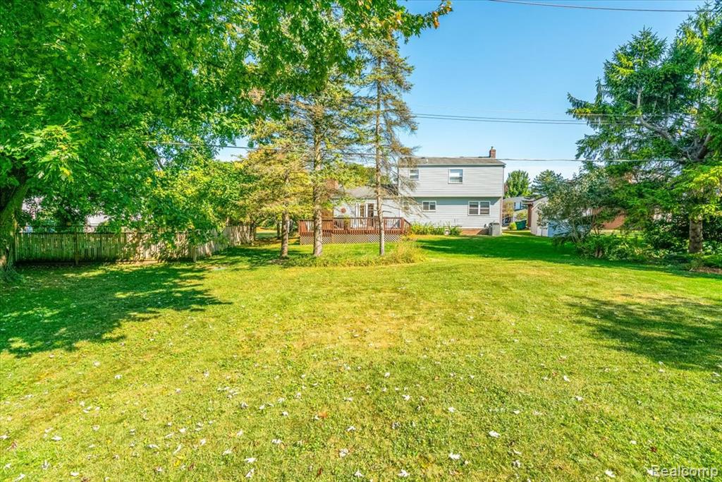 367 Pleasant Ridge Court, Saline, MI 48176 — Photo 15