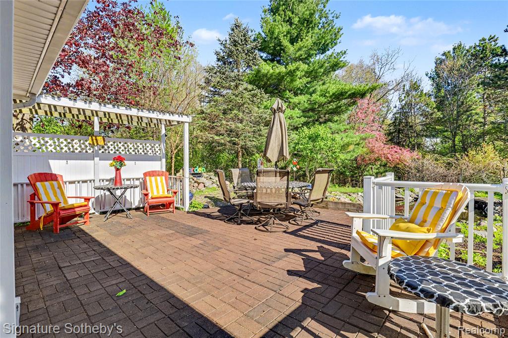 610 W Ellis Avenue, Belding, MI 48809 — Photo 31