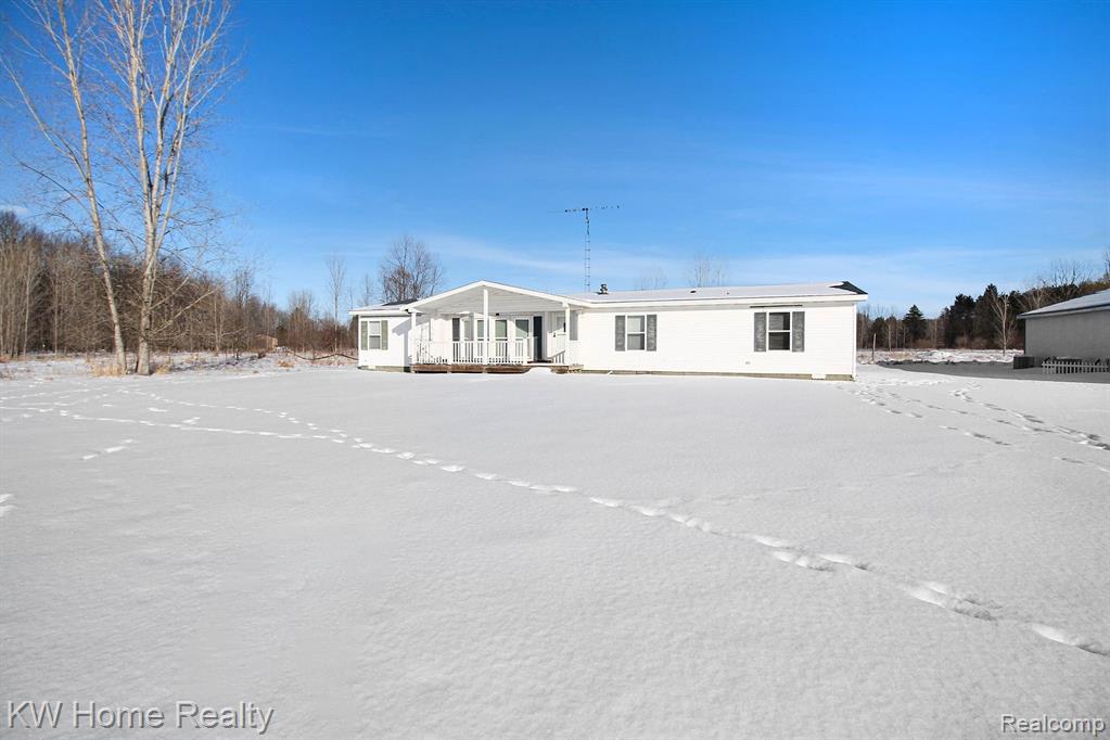 4038 Catlin Road, Columbiaville, MI 48421 — Photo 3