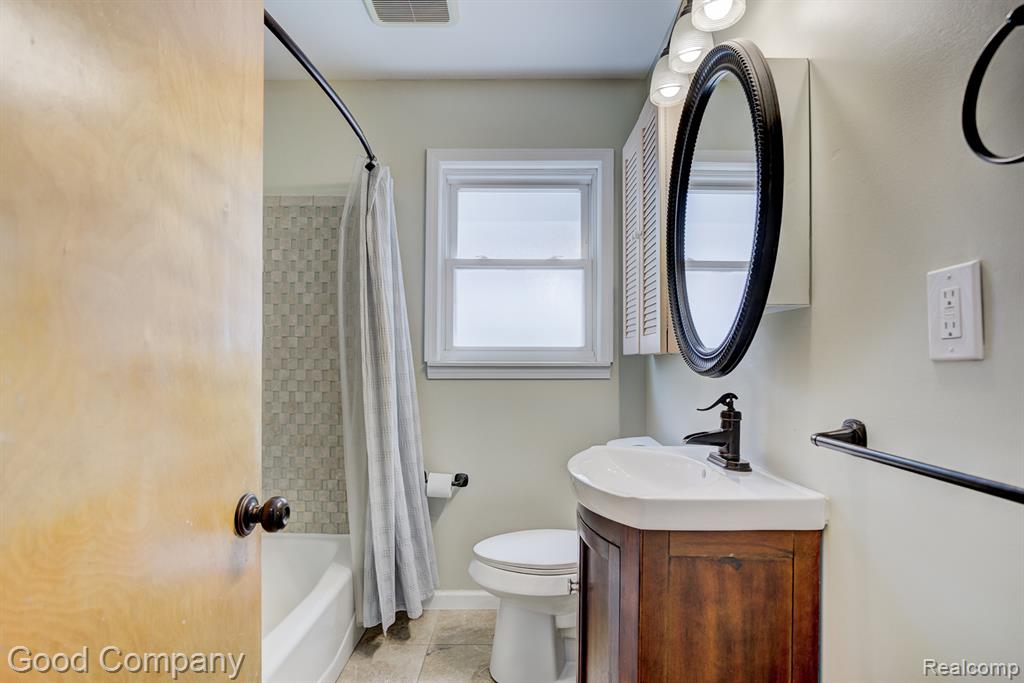524 S Stephenson Highway, Royal Oak, MI 48067 — Photo 18
