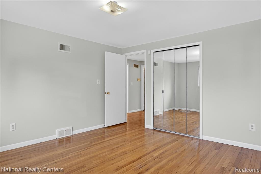 21730 Riverview Drive, Beverly Hills, MI 48025 — Photo 38
