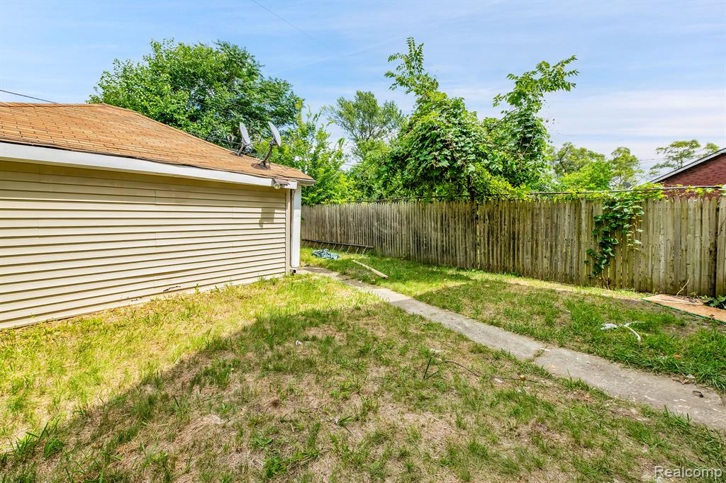 3902 FRENCH Road, Detroit, MI 48214 — Photo 29