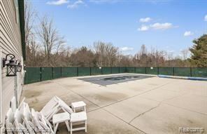 5807 CROSSWINDS Drive, 24, Norton Shores, MI 49444 — Photo 12
