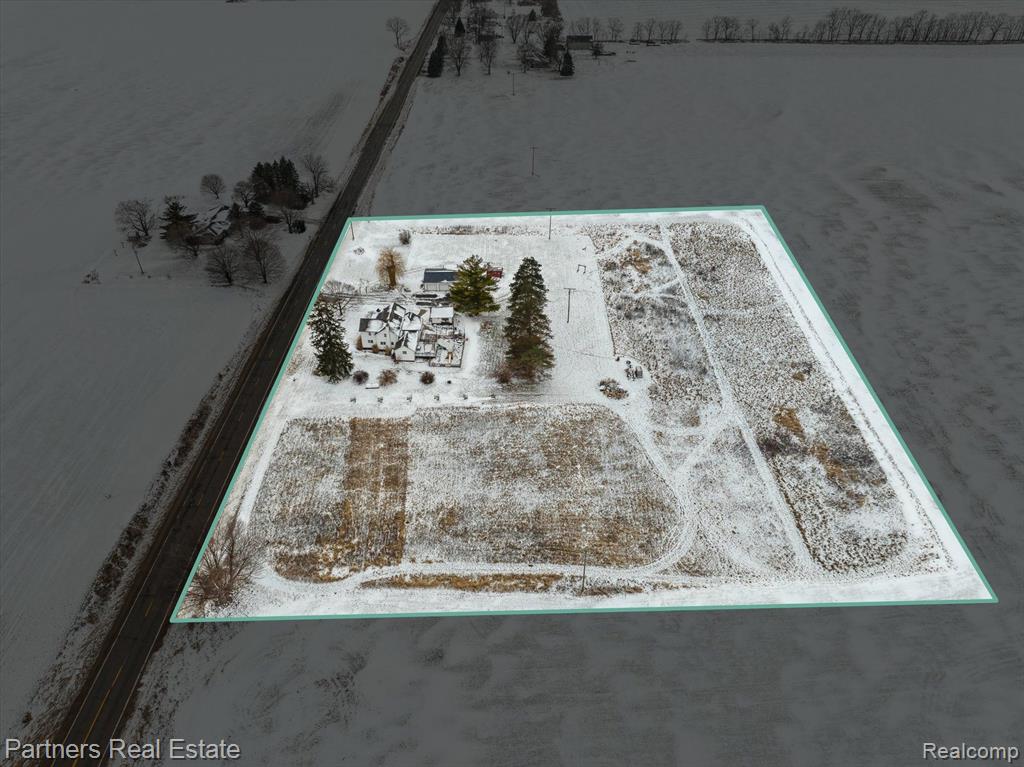 3349 E Howell Road, Webberville, MI 48892 — Photo 2