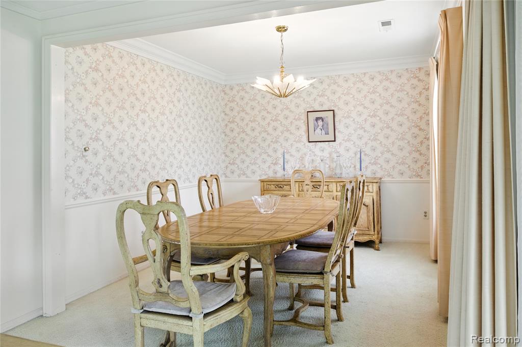 19710 W 13 Mile Road, 211, Beverly Hills, MI 48025 — Photo 16