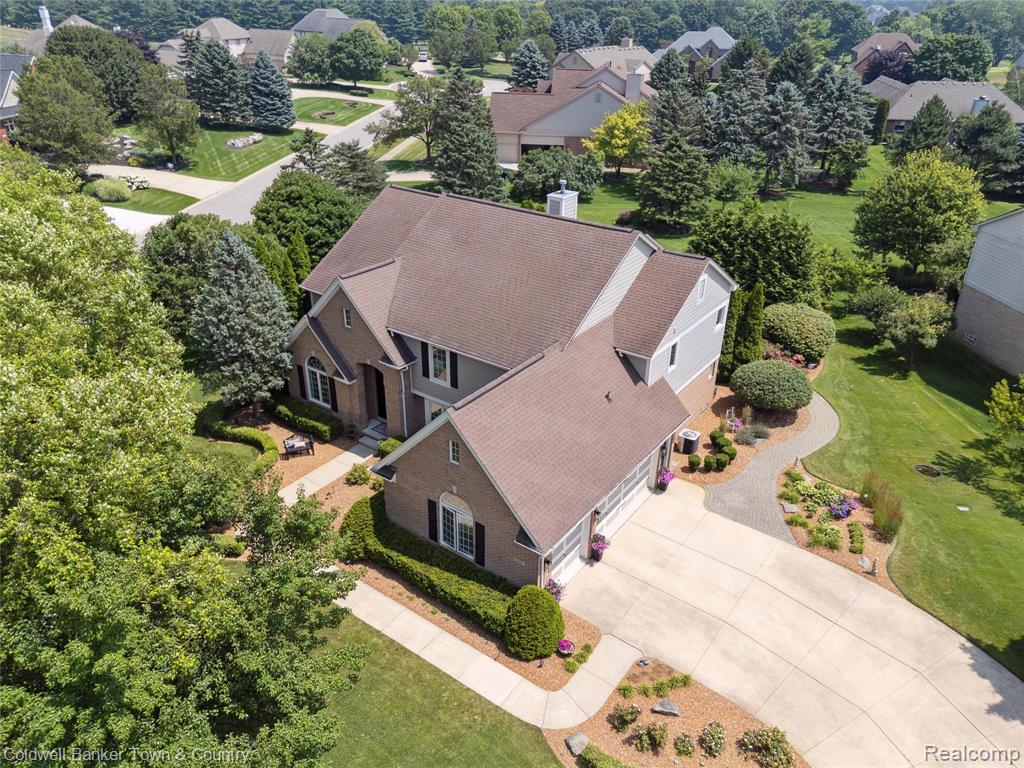 324 Nairn Circle, Highland, MI — Photo 83