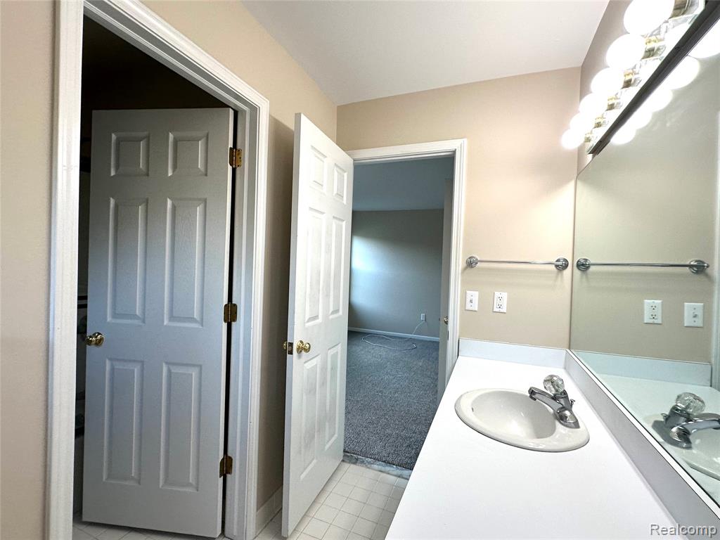 16166 Aspen Hollow Drive, Fenton, MI 48430 — Photo 19