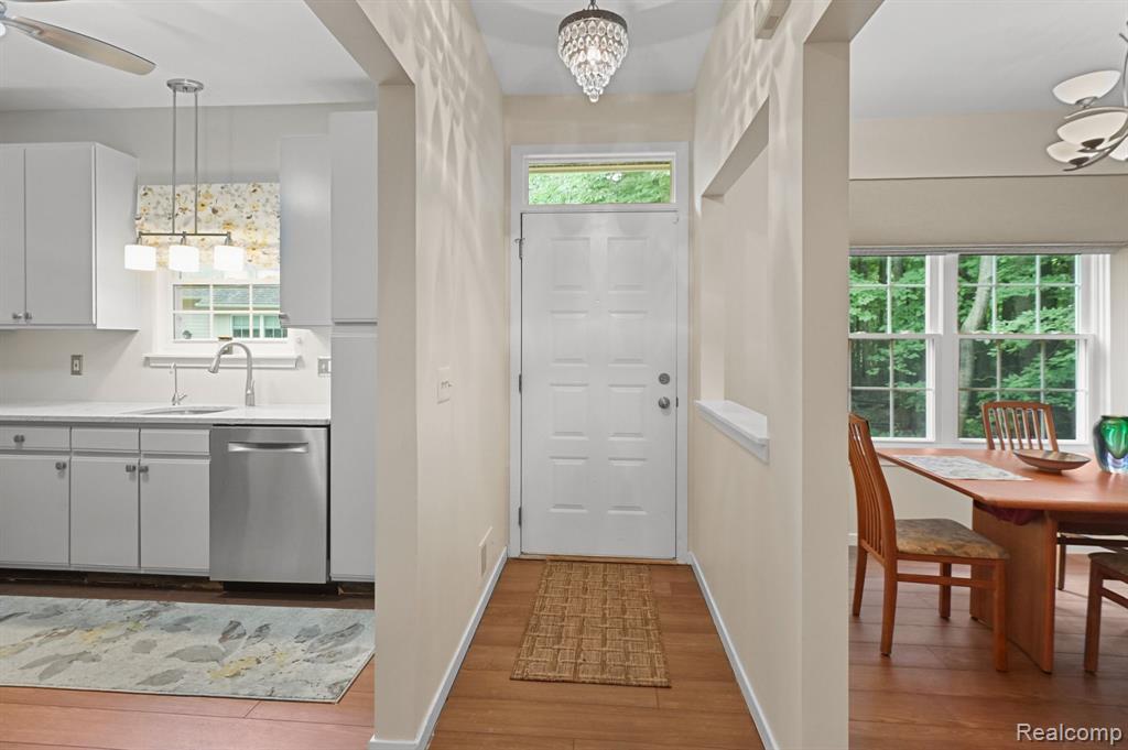 30664 VINE, Novi, MI 48377 — Photo 11