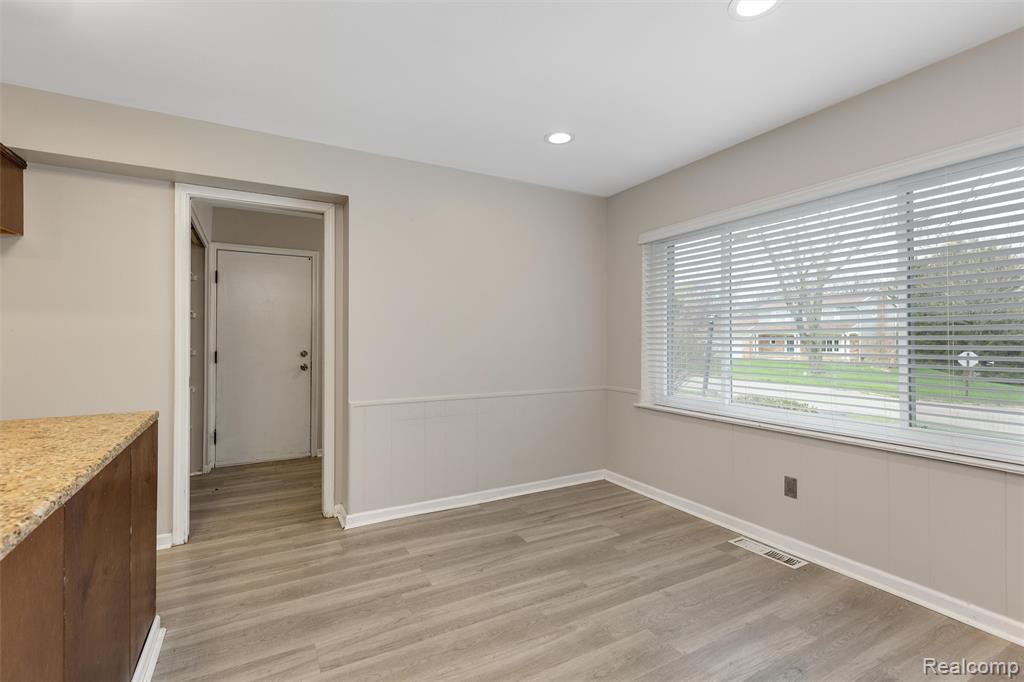 2505 Rambling Way, Bloomfield Hills, MI 48302 — Photo 7