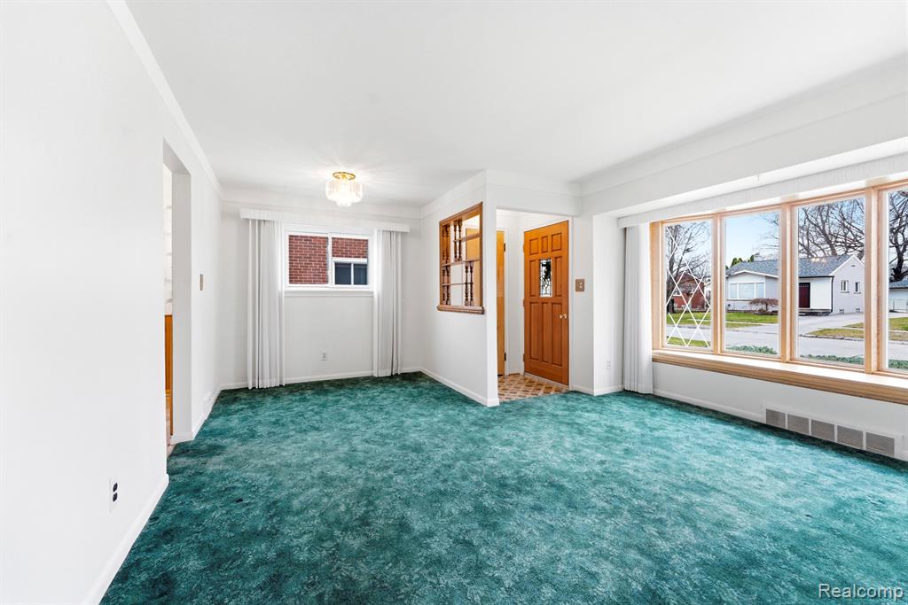 15225 Poplar Street, Southgate, MI 48195 — Photo 3