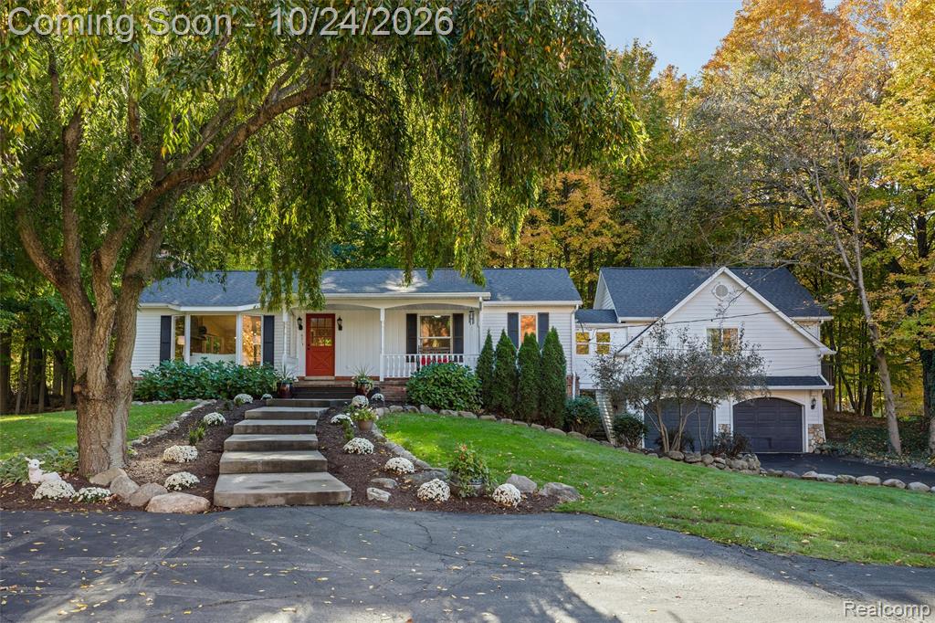631 Fairbrook Street, Northville, MI 48167