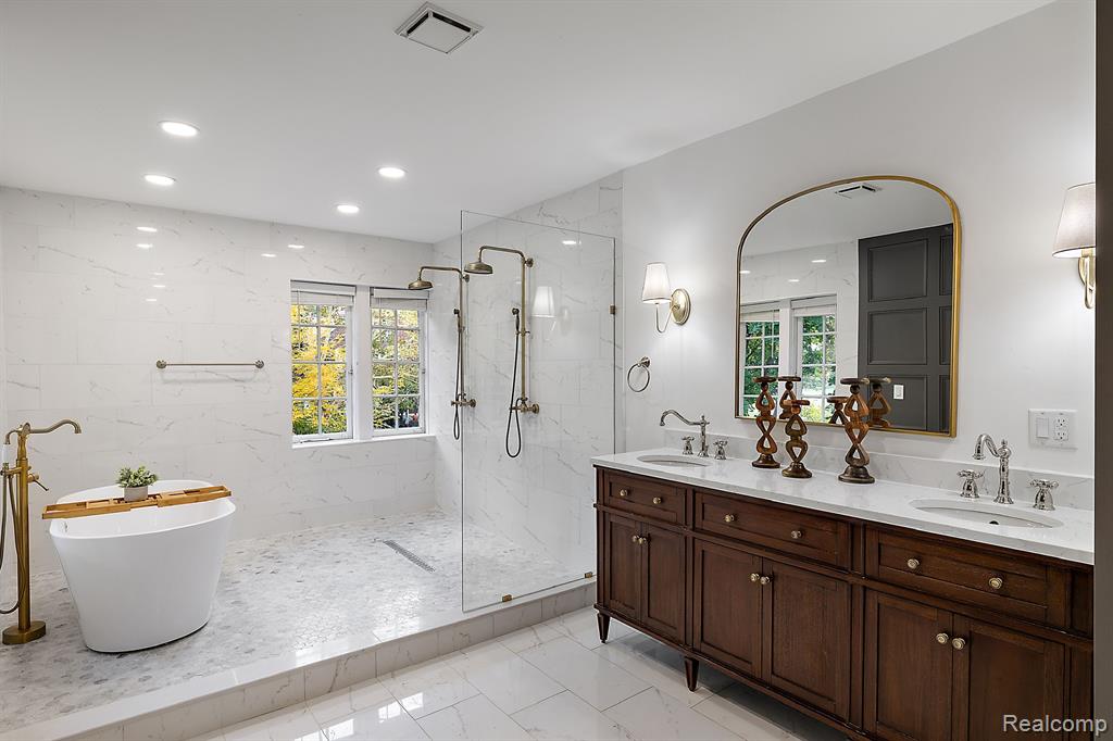360 Lodge Drive, Detroit, MI 48214 — Photo 51