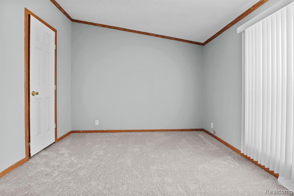 9740 Hathaway Drive, Northville, MI 48167 — Photo 17