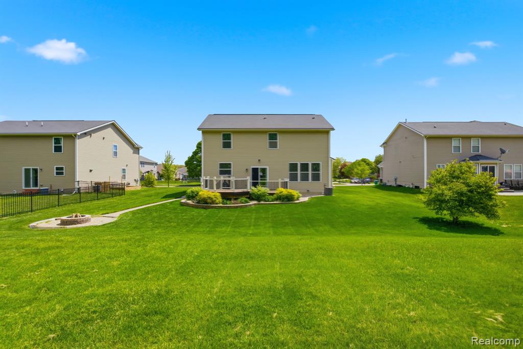 28720 Apple Blossom Drive, Flat Rock, MI 48134 — Photo 45