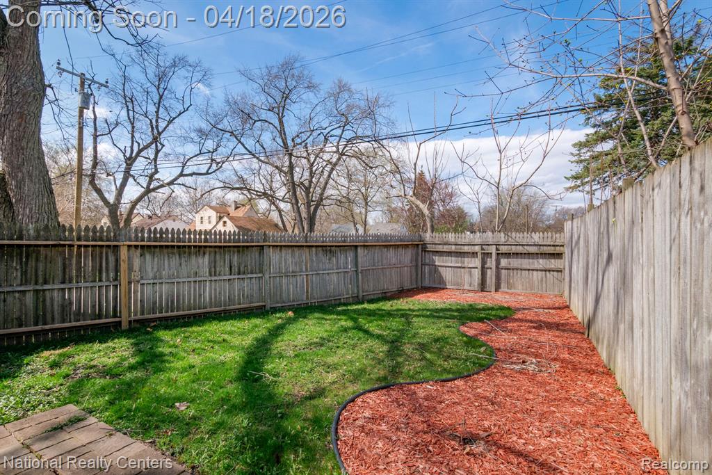 615 Lenox Avenue, Pontiac, MI 48340 — Photo 6