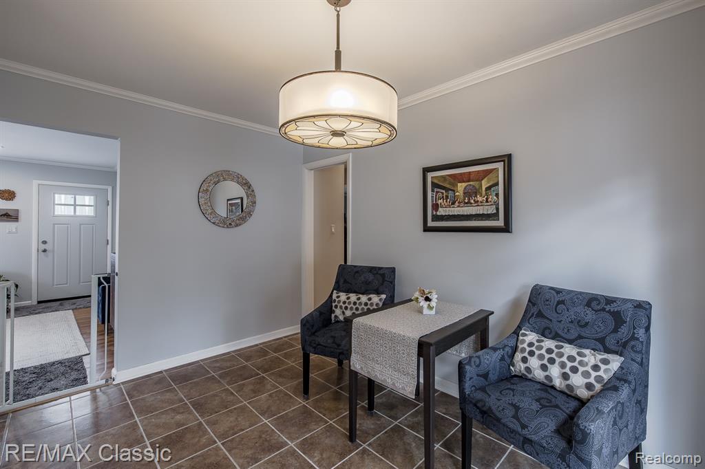4422 Rosewold Avenue, Royal Oak, MI 48073 — Photo 11