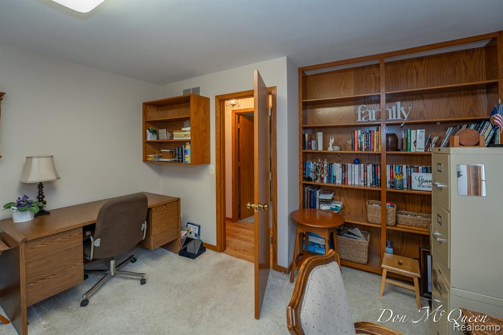 5225 Discovery Drive SE, Grand Rapids, MI 49508 — Photo 14