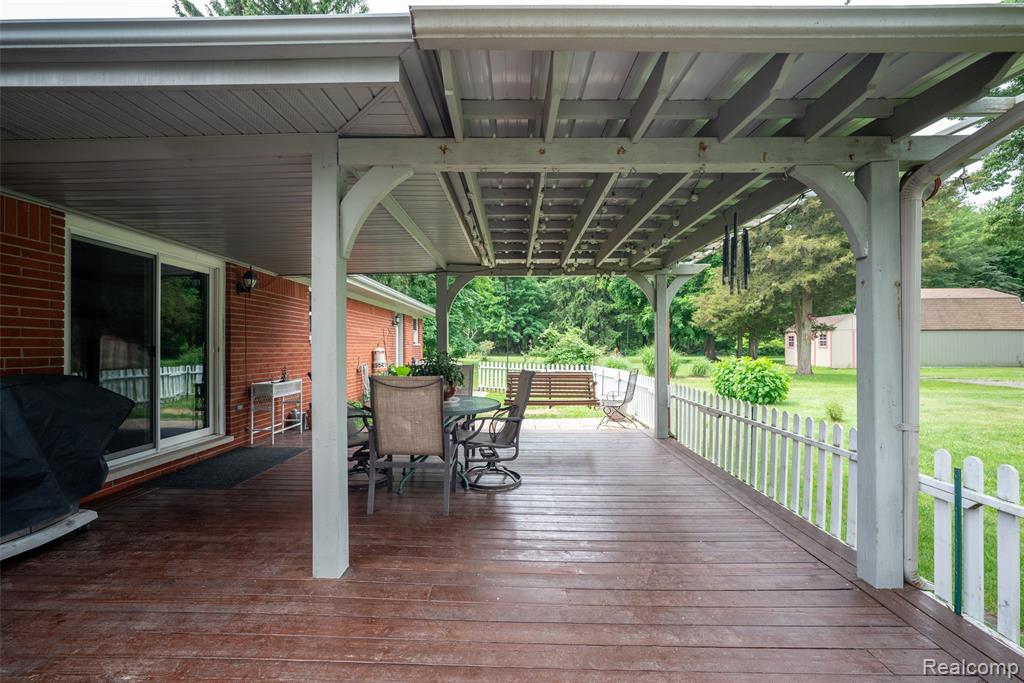 9404 River Road, Algonac, MI 48001 — Photo 26
