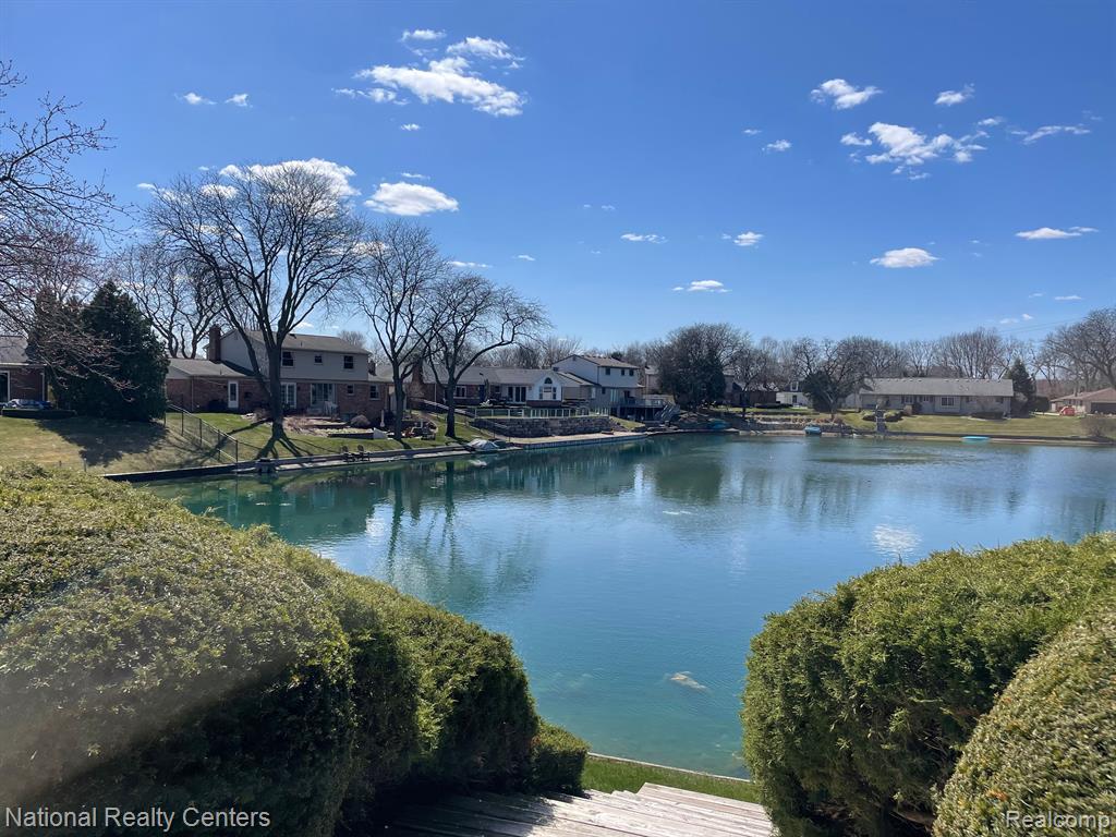 52545 BELLE VERNON, Shelby Twp, MI 48316 — Photo 5