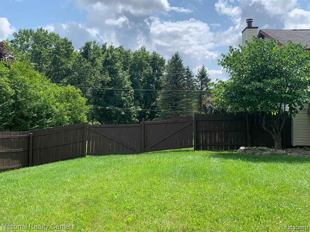 860 BALD EAGLE LAKE Road, Ortonville, MI 48462 — Photo 46