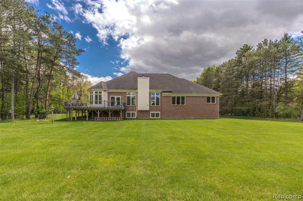 7893 Lantern Drive, Almont, MI 48003 — Photo 10