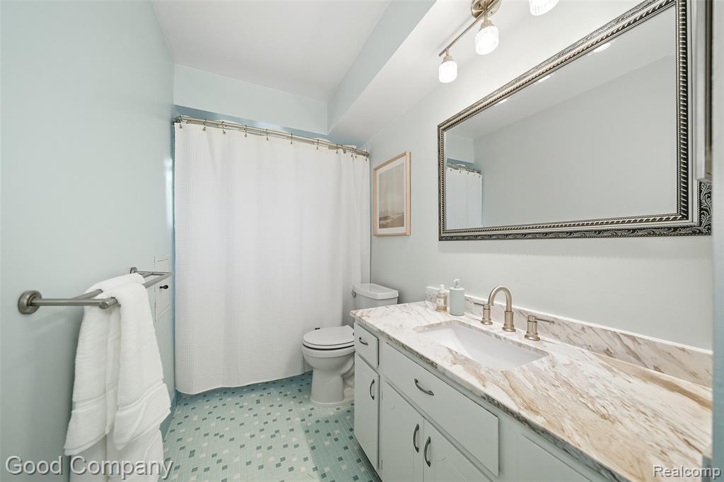5035 University Avenue, Warren, MI 48092 — Photo 11