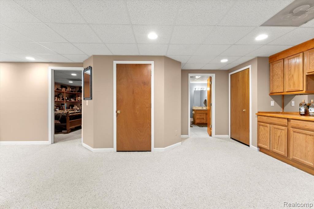 9755 Forest Ridge Drive, Clarkston, MI 48348 — Photo 43