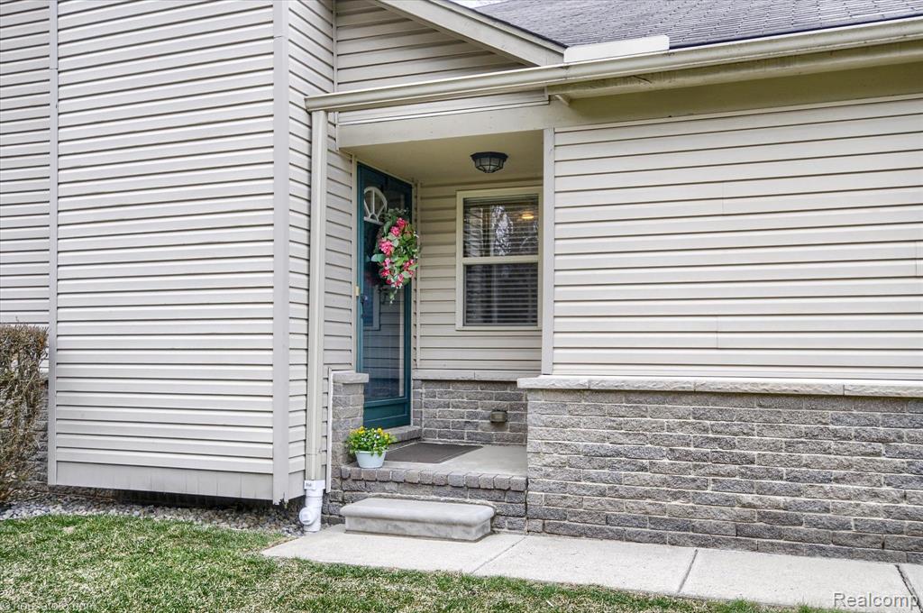 17430 N LUCILLE Circle, New Boston, MI 48164 — Photo 34