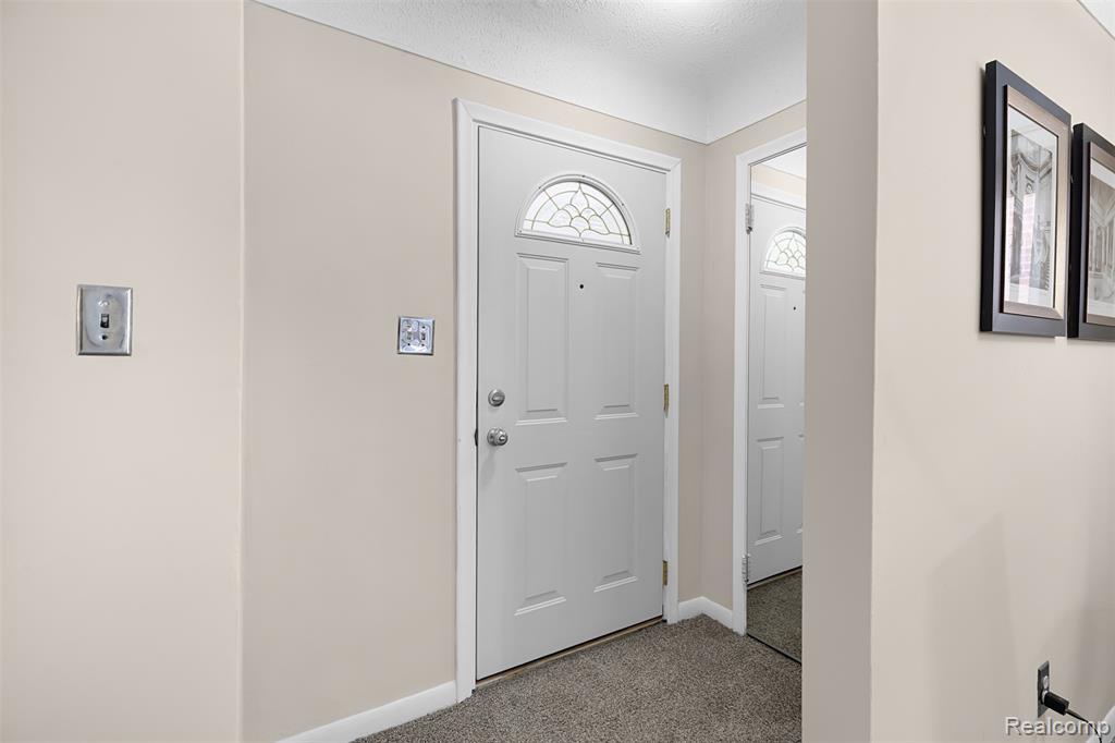 7325 Braile Street, Detroit, MI 48228 — Photo 9