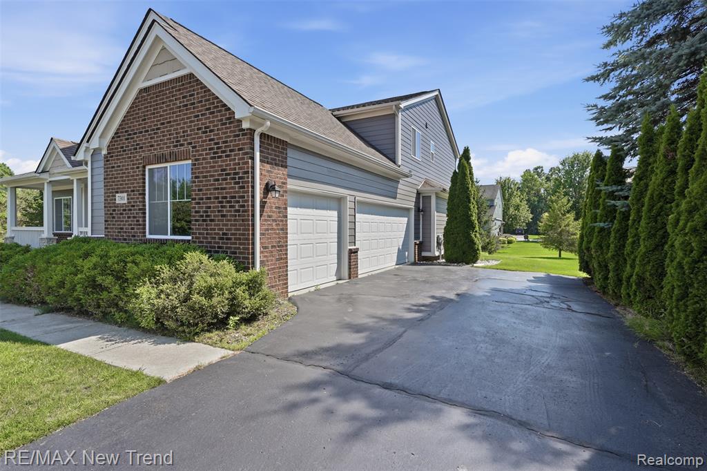 7301 VILLAGE PARK Drive, Independence, MI — Photo 46