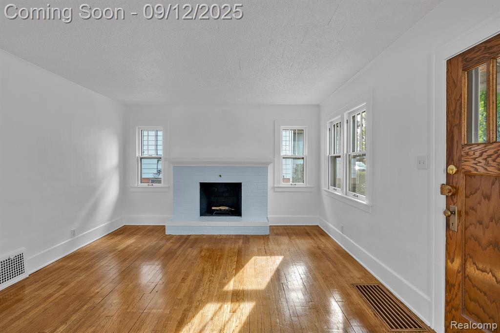 920 Belmont Avenue, Flint, MI 48503 — Photo 10