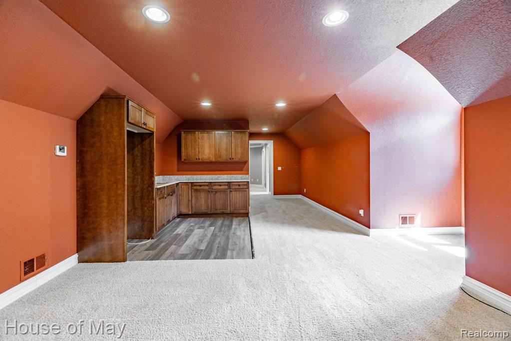 712 E GUNN Road, Rochester, MI 48306 — Photo 20