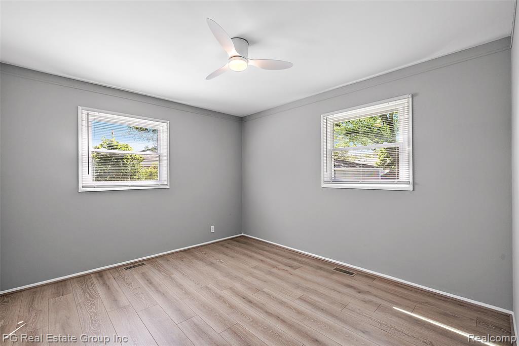 4550 JUSTINE Street, Shelby Twp, MI 48317 — Photo 56