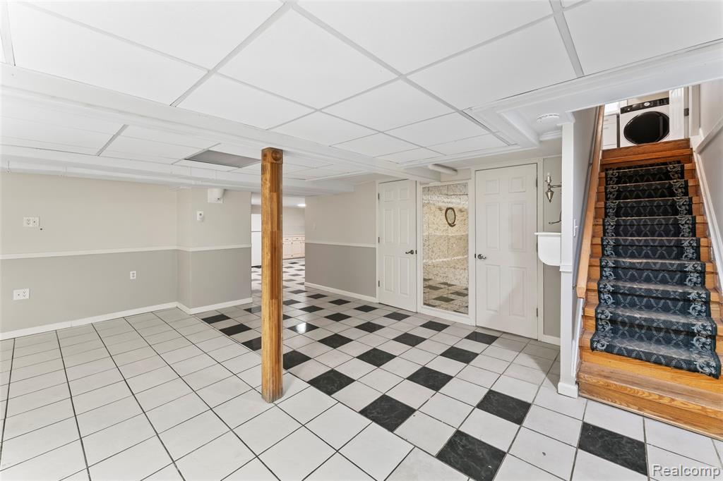 4822 Peachtree Drive, Sterling Heights, MI 48310 — Photo 39