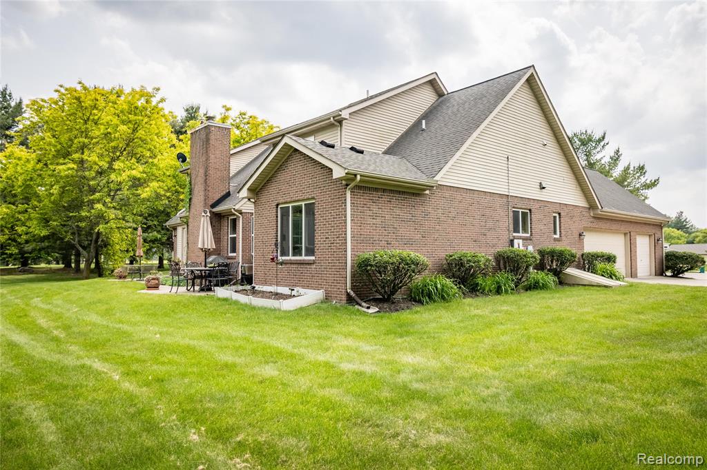 6327 SEQUOIA Drive, Ypsilanti, MI 48197 — Photo 47