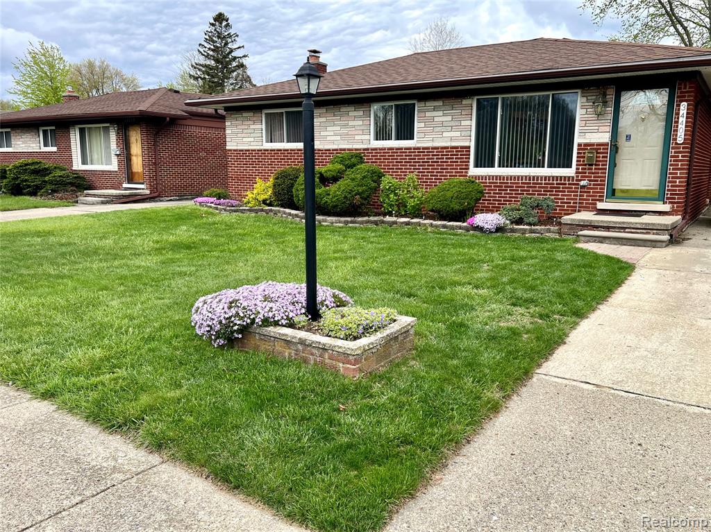 34405 Little Mack Avenue, Clinton Twp, MI 48035 — front exterior