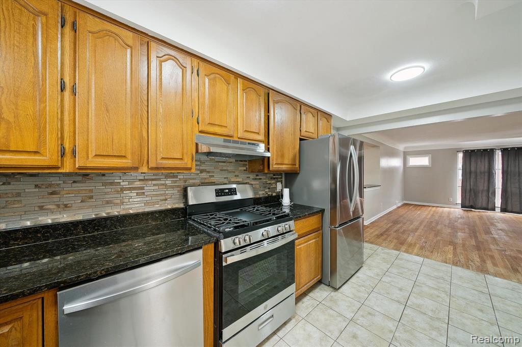 9349 KINLOCH, Redford, MI 48239 — Photo 7