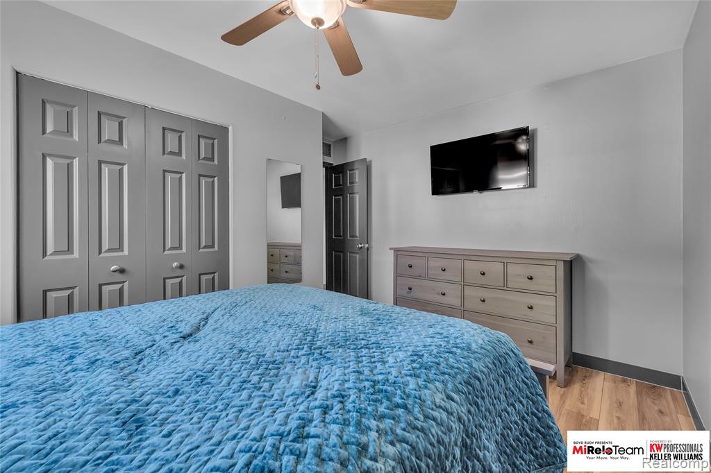 4737 Glenis Street, Dearborn Heights, MI 48125 — Photo 18