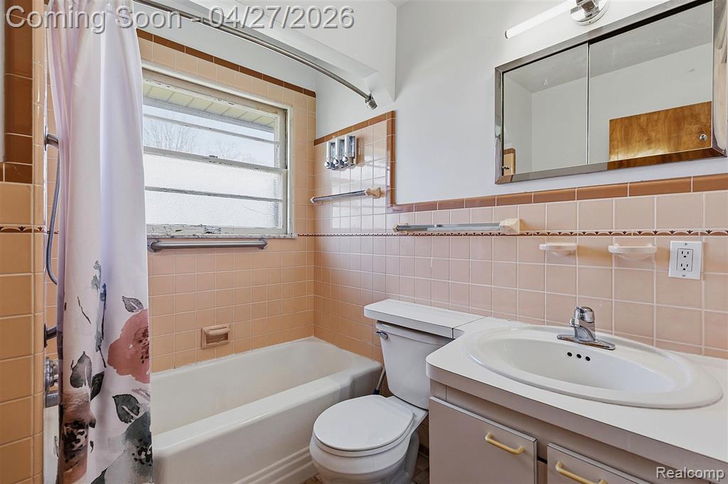 38210 Radde Street, Clinton Twp, MI 48036 — Photo 23