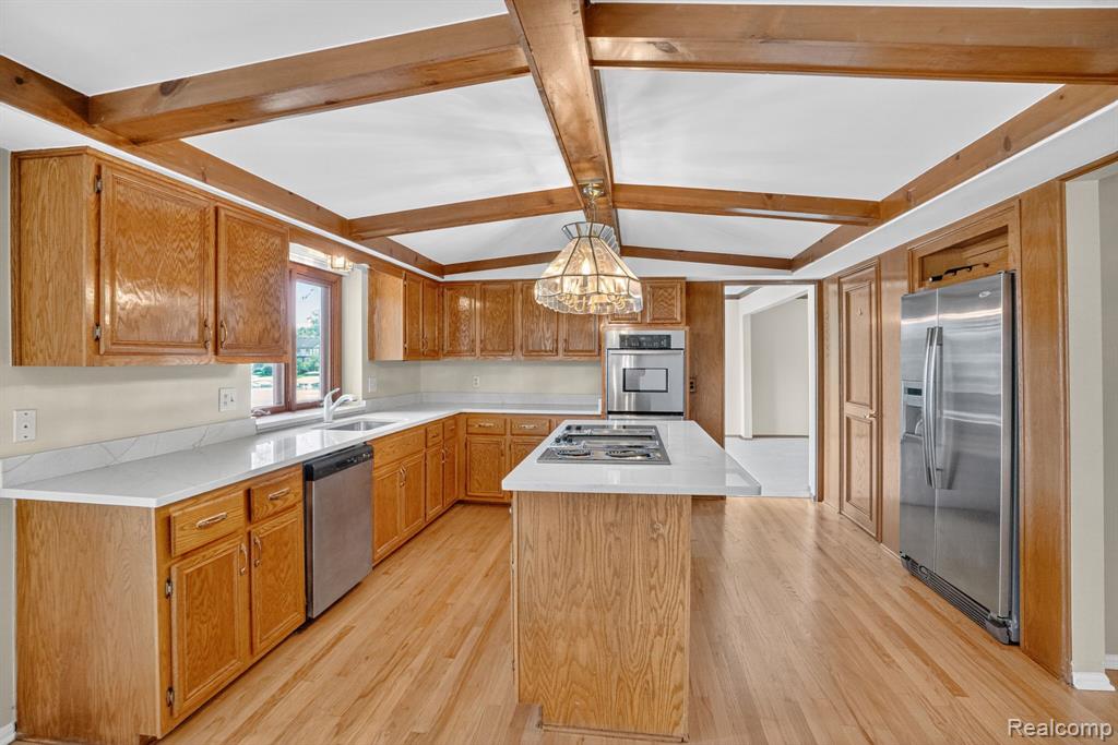 48342 Lake Valley Drive, Shelby Twp, MI 48317 — Photo 11