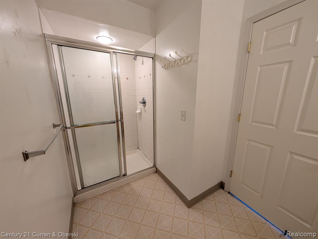 850 AMANDA Lane, Pontiac, MI 48340 — Photo 18